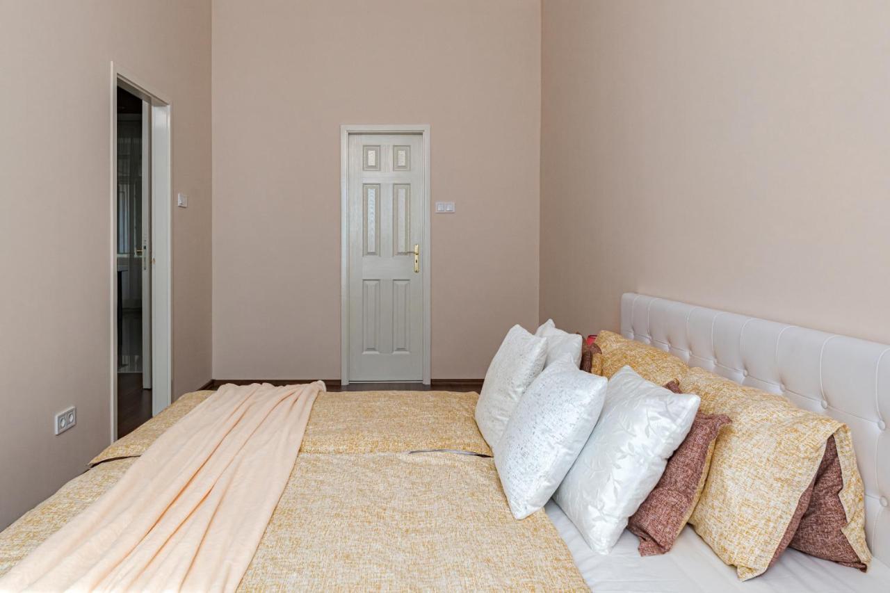 Hungary Westend Apartamento